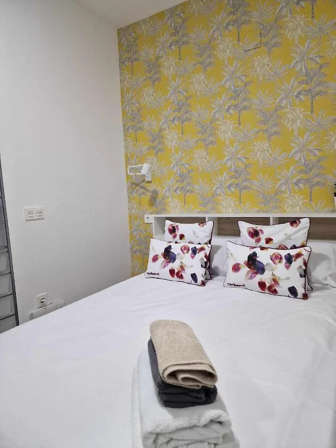 Moderno Apartamento 2 Junto A Calle Marmoles Malaga